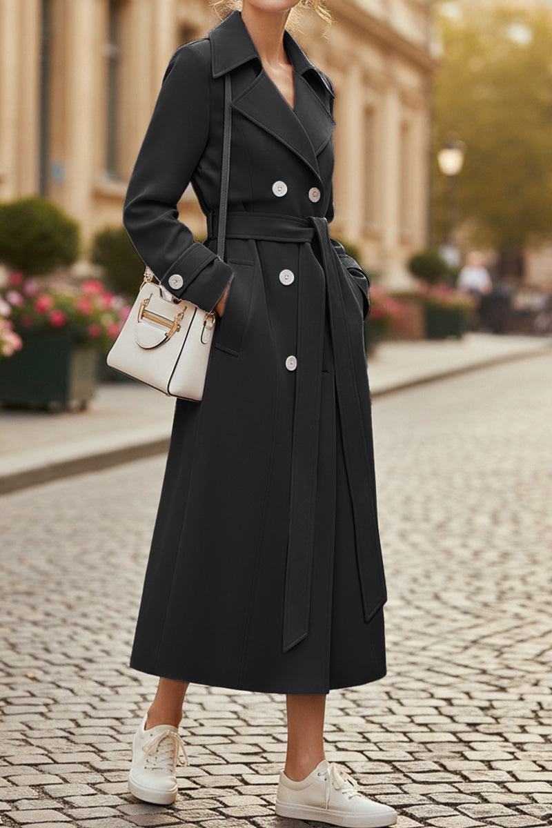 Ponadczasowy retro płaszcz trench z paskiem