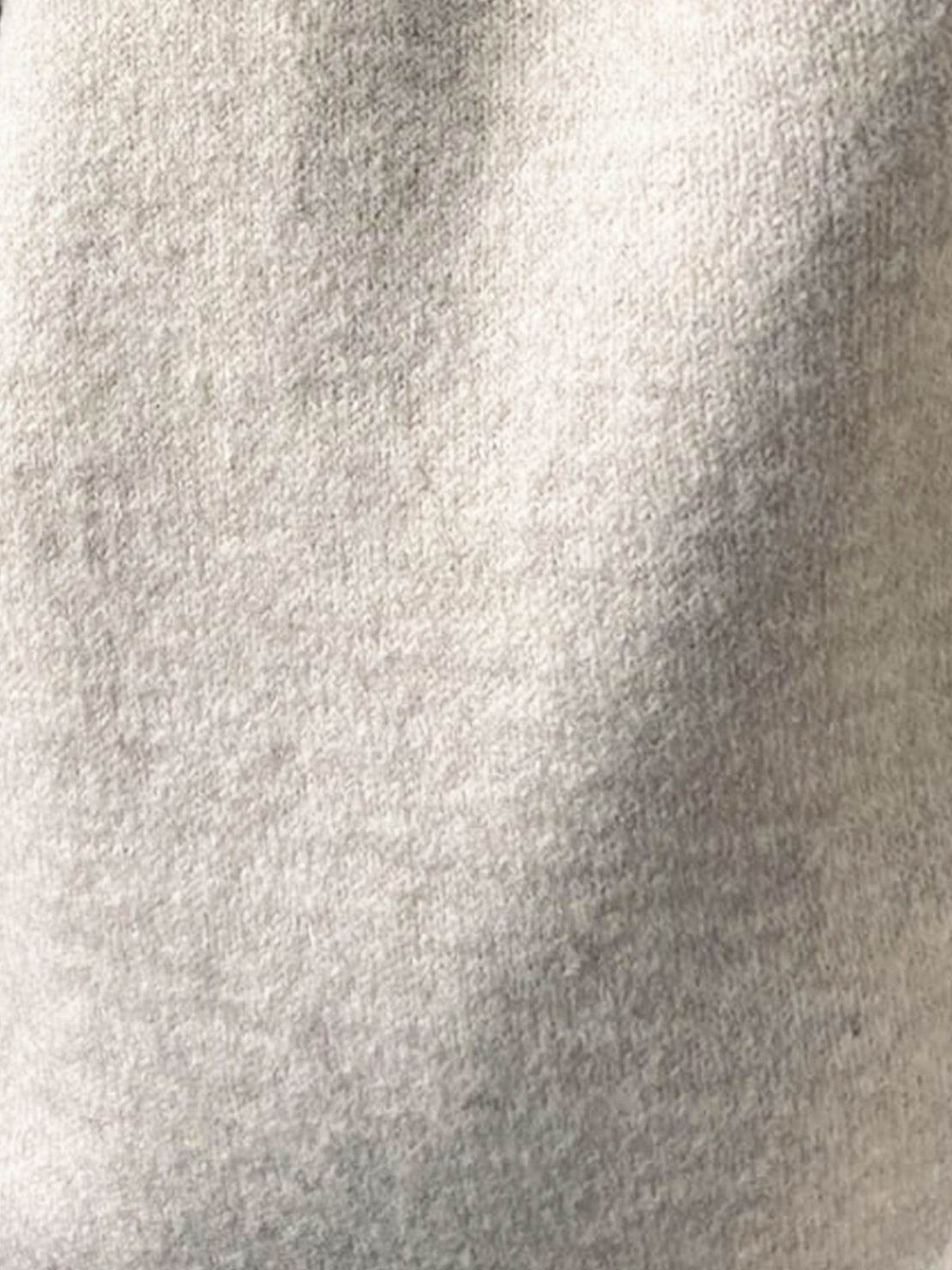 Miękki Sweter z Golfem - Dwa Elementy