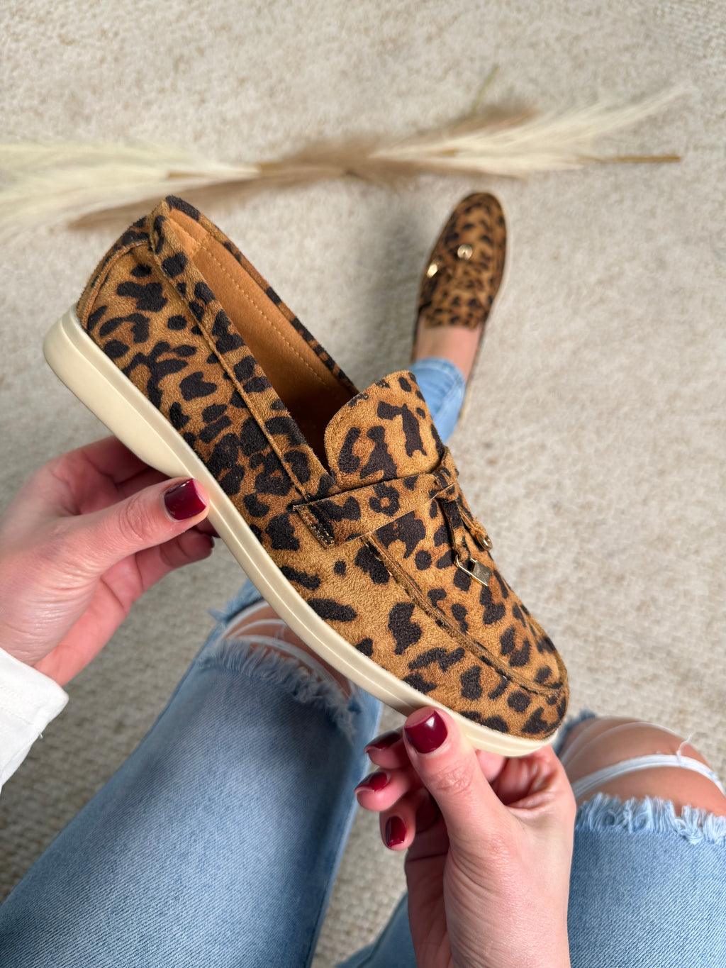 Wsuwany loafer w panterkę