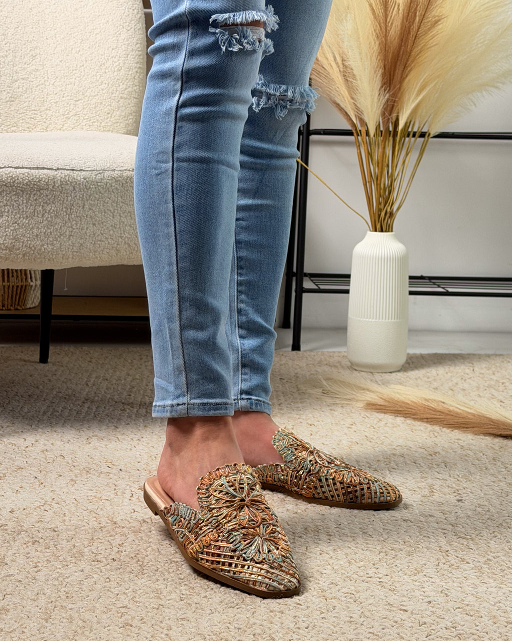 Czarne buty wsuwane