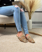 Czarne buty wsuwane