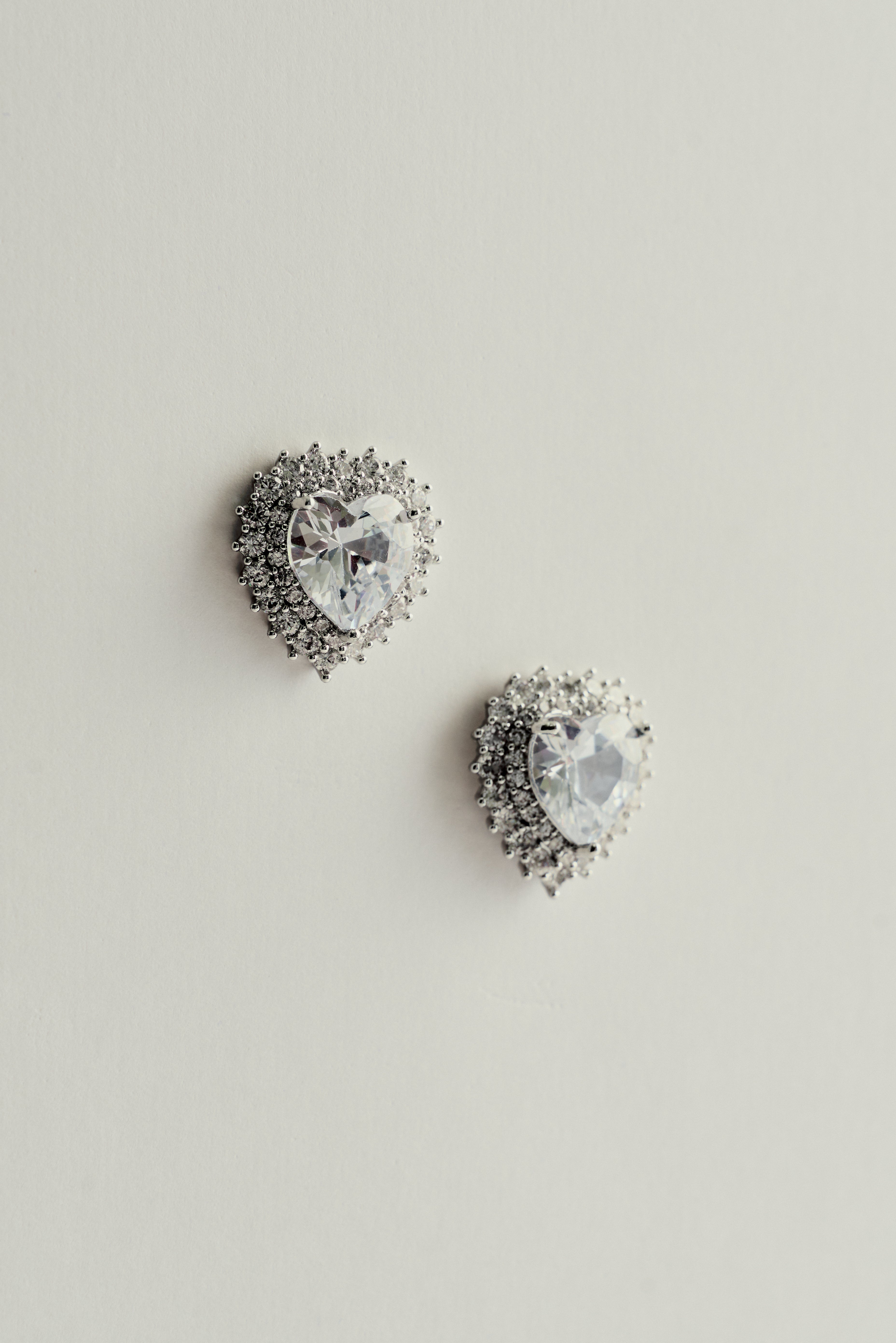 Pendientes de Corazón con Circonitas y Strass Plateado