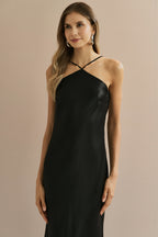 Vestido Midi Largo de Satén con Escote Triangular y Lazo en la Espalda - Capri Negro