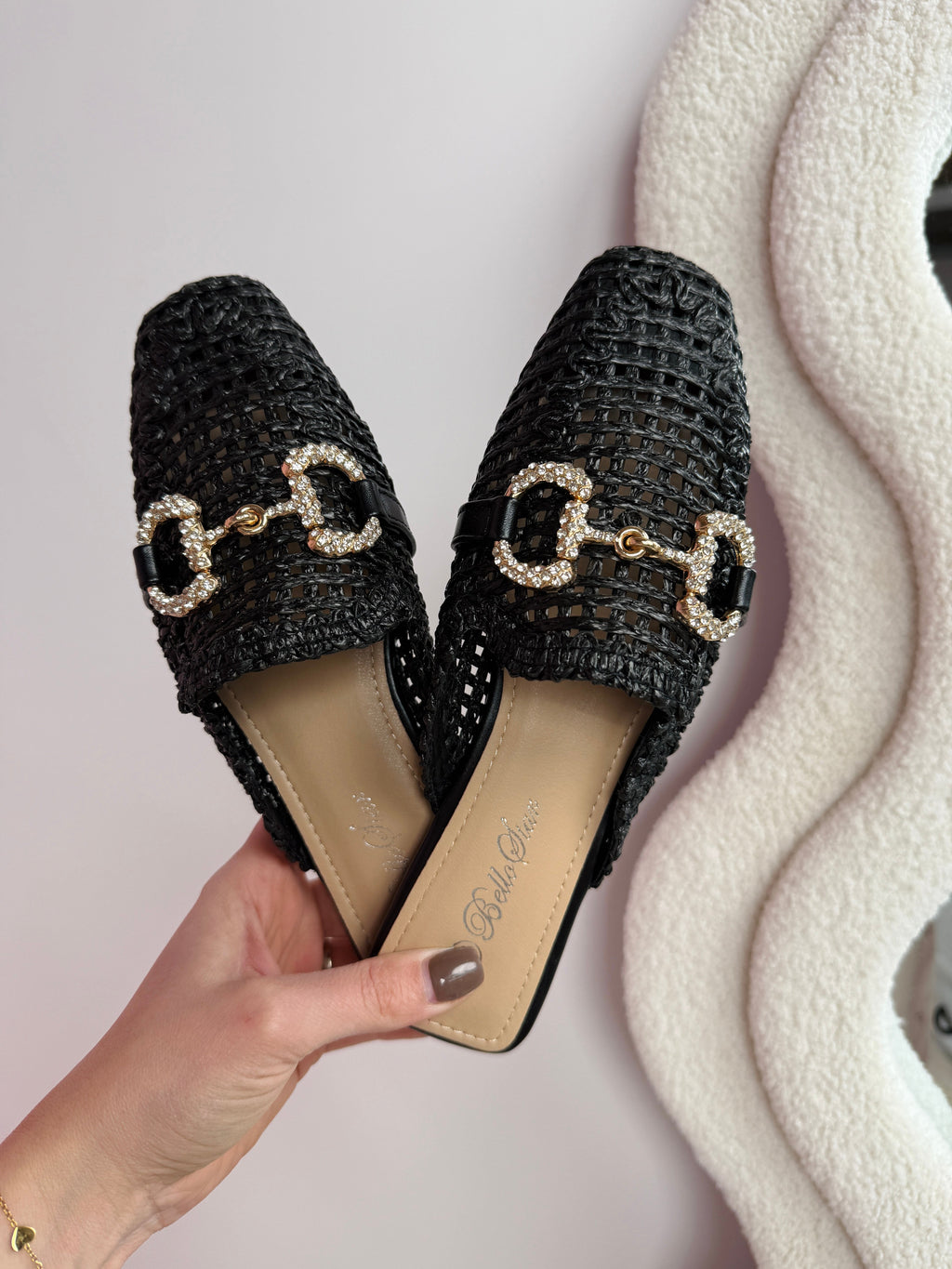 Czarne buty wsuwane