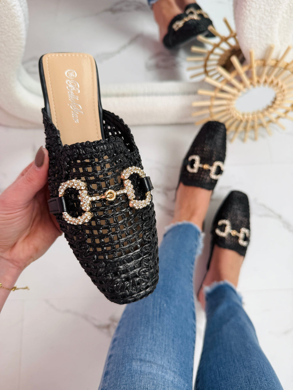 Czarne buty wsuwane