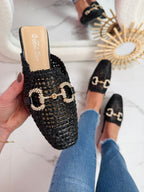 Czarne buty wsuwane