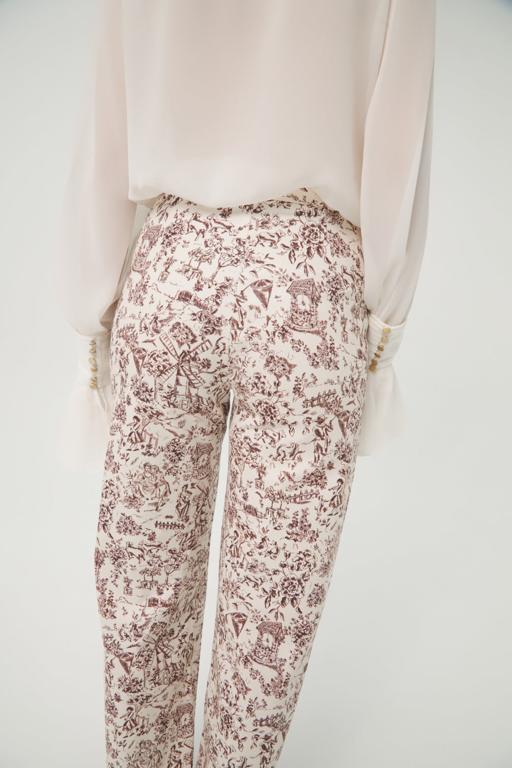 PANTALONES CHOCOLATE GUIÑOTE