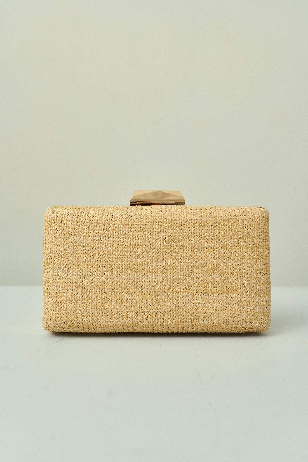 Bolsa de Fiesta Rectangular en Trama Natural con Cierre Geométrico Dorado y Doble Asa