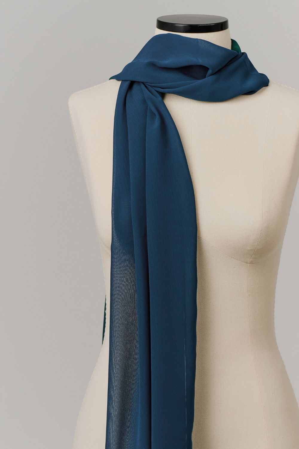 Bufanda Rectangular Azul Petróleo