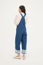 OVEROL DE DENIM CON ENCAJE