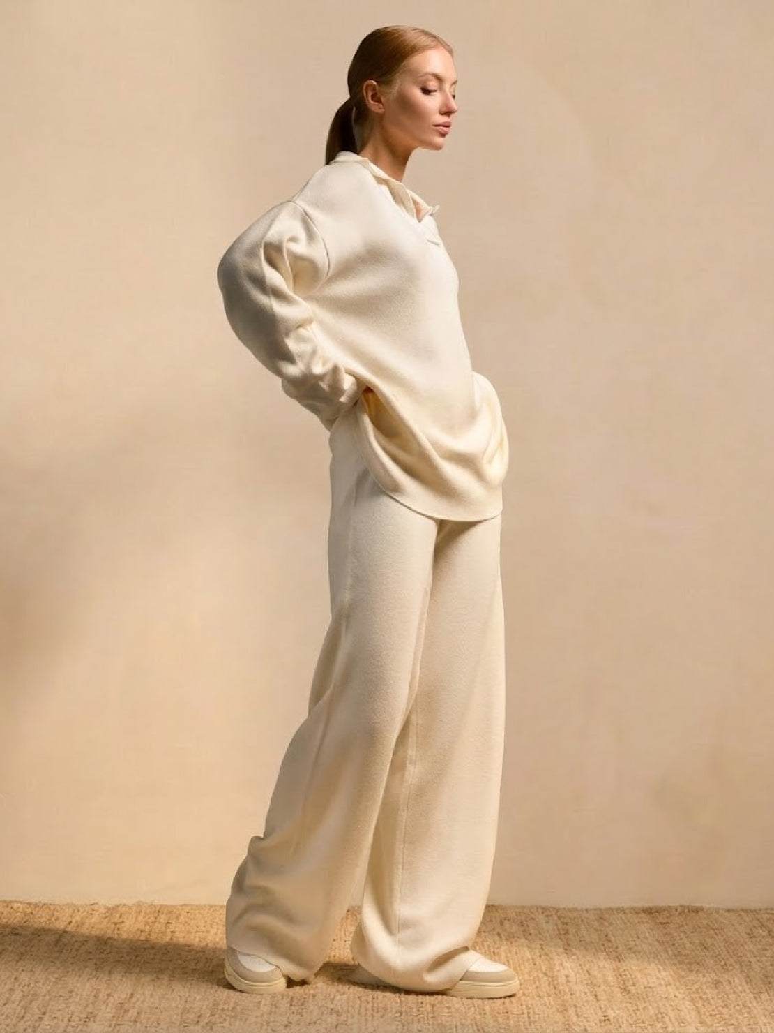 Zestaw Dwu-Częściowy Camel z Pluszu i Elegancji