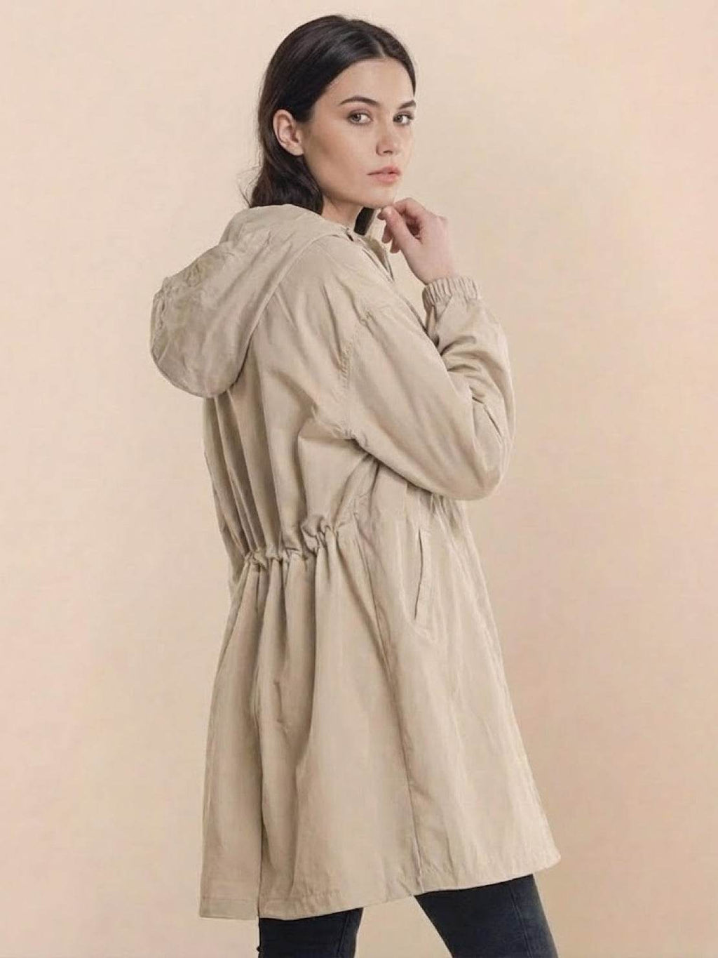 Kurtka Przeciwdeszczowa Rain Couture - Modna, Oversized i Wodoodporna
