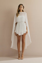 Vestido Corto de Chiffon con Escote Recto Sin Tiras y Capa Fluida Superpuesta - Áurea Off White
