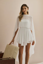 Vestido Corto de Chiffon con Escote Recto Sin Tiras y Capa Fluida Superpuesta - Áurea Off White