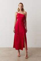 Vestido Midi Largo de Un Hombro en Satén con Abertura Lateral - Jordania Rojo