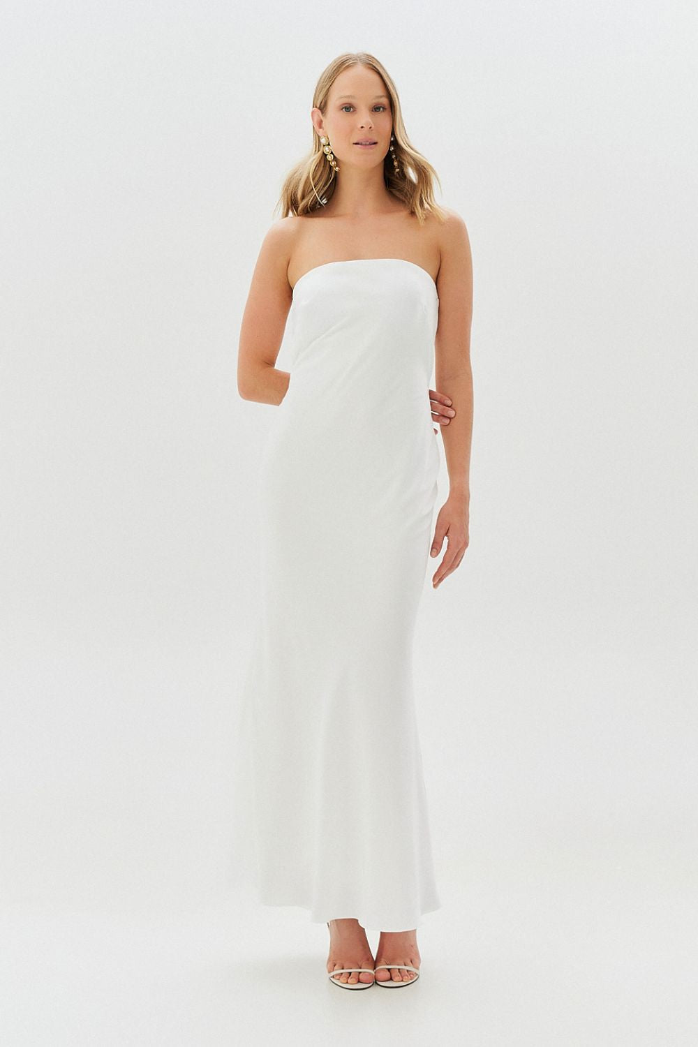 Vestido Midi Largo con Detalle de Cierre en Botón - Mezzana Off White