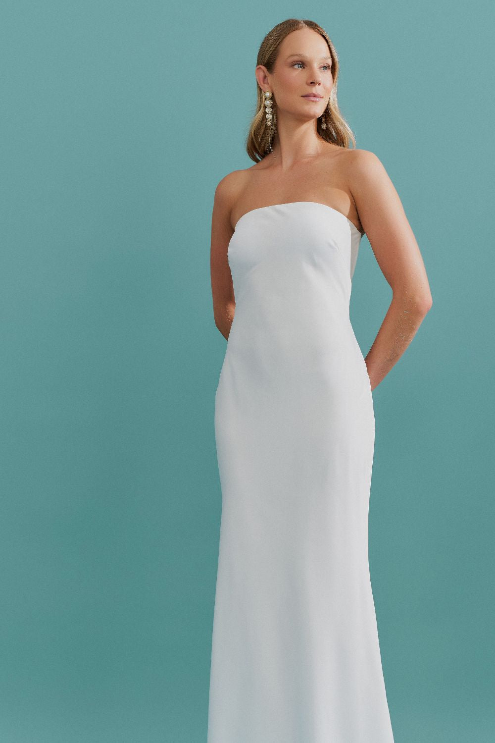 Vestido Midi Largo con Detalle de Cierre en Botón - Mezzana Off White