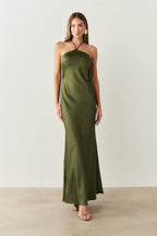 Vestido Midi Largo de Satén con Escote Triangular y Lazo en la Espalda - Capri Oliva