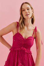 Vestido Midi con Tirantes Finos y Volantes en la Falda - Holanda Rosa