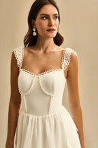 Vestido Midi con Detalle en Encaje Guipir y Falda de Volantes - Pluma Off White