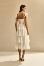 Vestido Midi con Detalle en Encaje Guipir y Falda de Volantes - Pluma Off White
