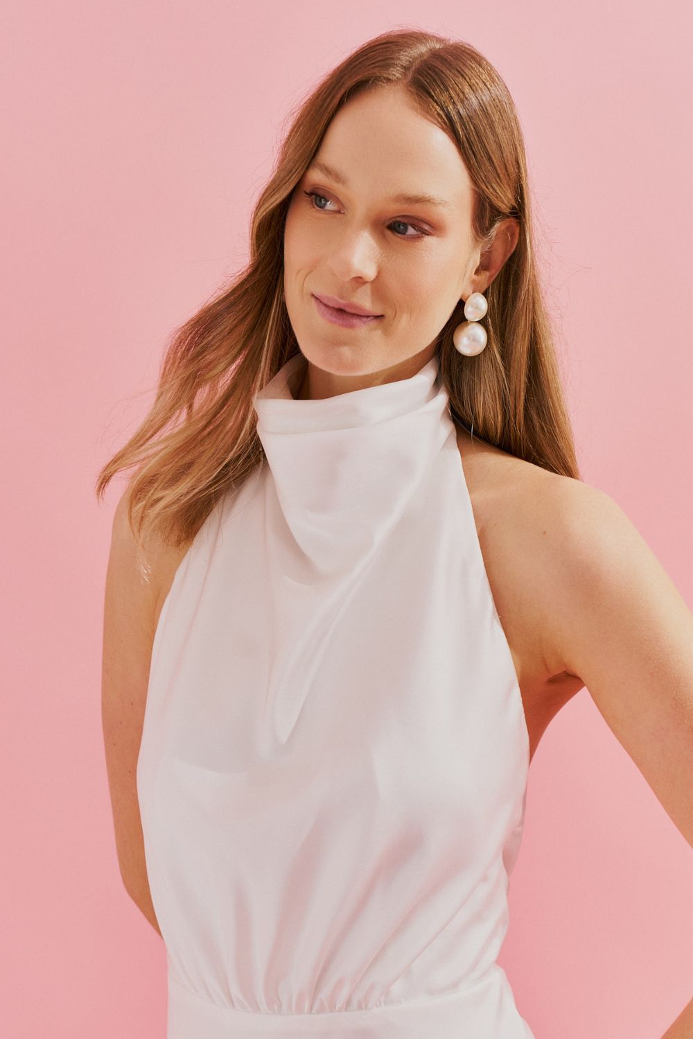 Vestido Midi con Cuello Degagé y Abertura Frontal - Estela Off White
