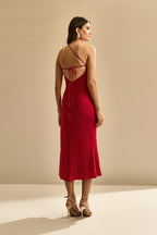 Vestido Midi de Satén con Escote Triangular Lateral y Amarre en la Espalda - Gana Rojo